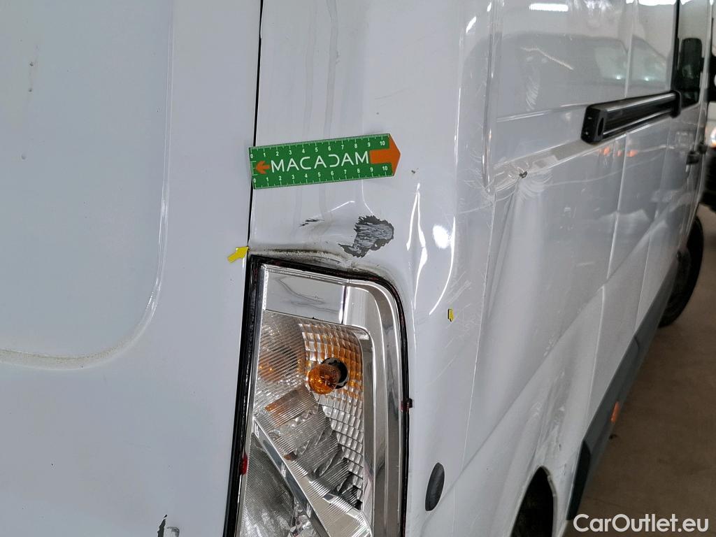  Renault  Master  Fourgon L3H2 3 5 Grand Confort dCi 135CV BVM6 7 Sieges E6dT #18