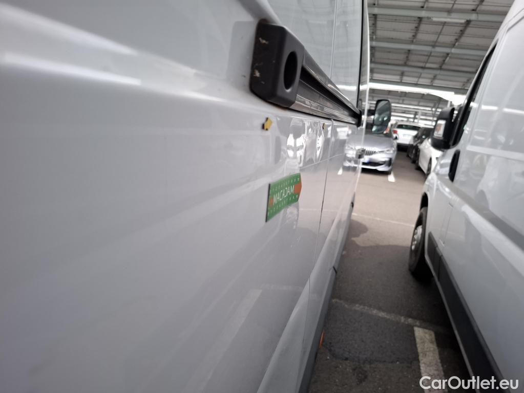  Renault  Master  Fourgon L3H2 3 5 Grand Confort dCi 135CV BVM6 7 Sieges E6dT #7