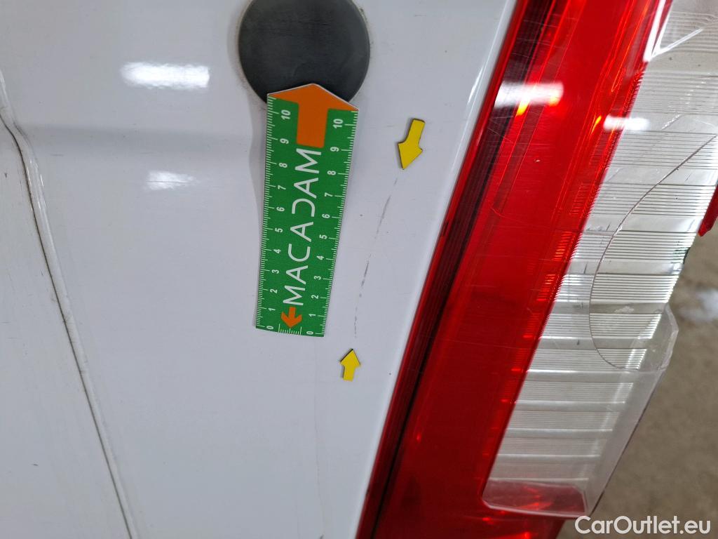  Renault  Master  Fourgon L3H2 3 5 Grand Confort dCi 135CV BVM6 7 Sieges E6dT #29