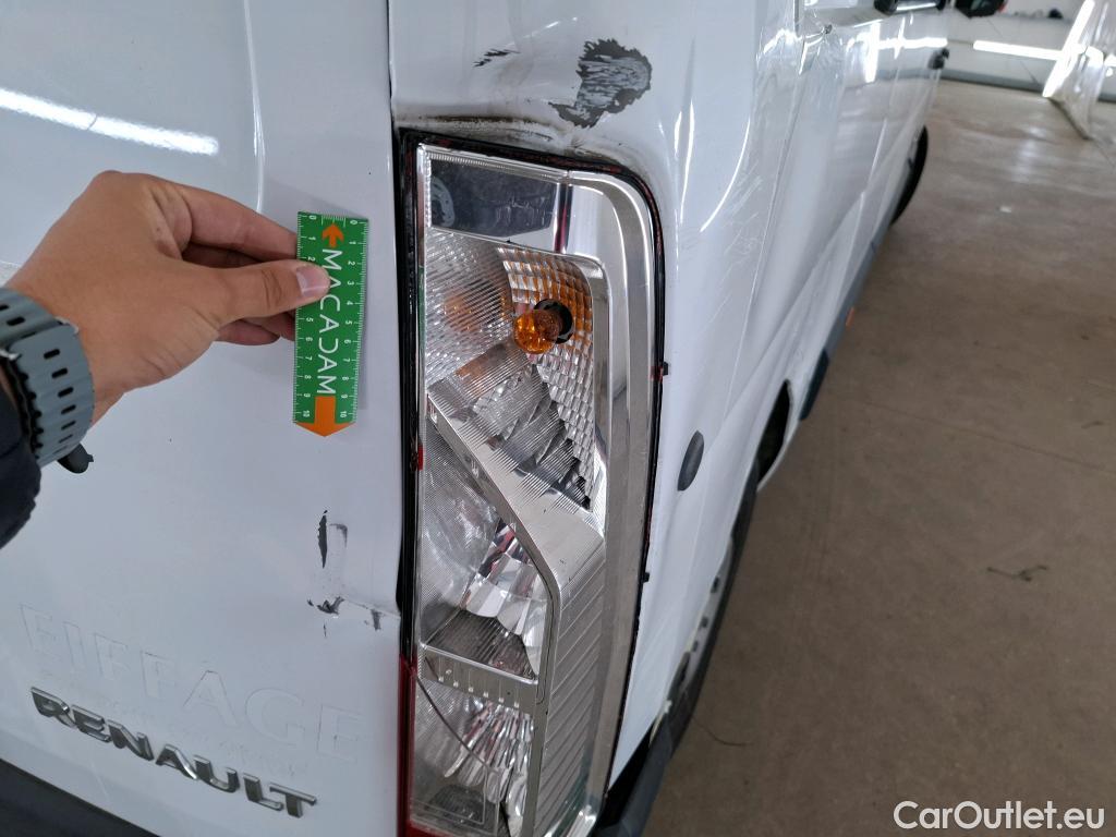  Renault  Master  Fourgon L3H2 3 5 Grand Confort dCi 135CV BVM6 7 Sieges E6dT #30