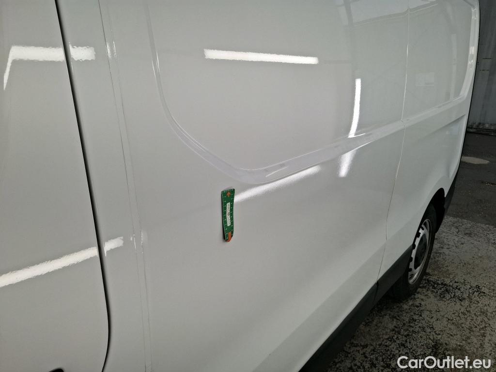 Renault  Trafic  Fourgon L2H1 3T Grand Confort 2.0 dCi 130CV BVM6 E6d #1