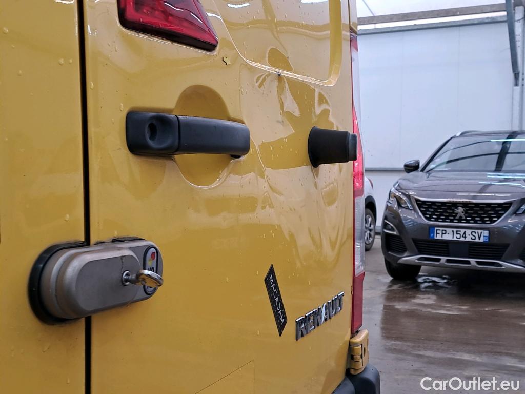  Renault  Master RENAULT  / 2019 / 4P / Fourgon tôlé FG Tr GCF F3500 L2H2 Energy dCi 150 #2