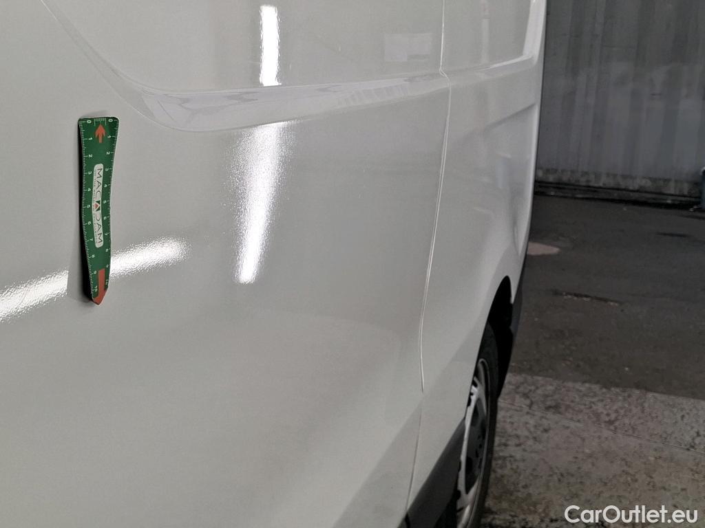  Renault  Trafic  Fourgon L2H1 3T Grand Confort 2.0 dCi 130CV BVM6 E6d #3