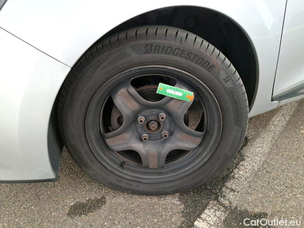  Renault  Clio  IV Business 1.5 dCi 90CV BVM5 E6 #19