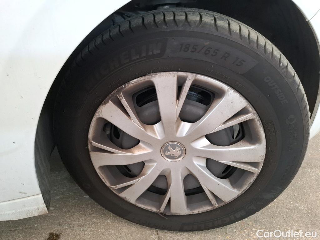  Peugeot  208  Active 1.2 PureTech 80CV BVM5 E6 #37