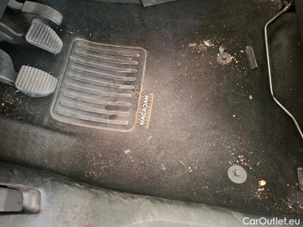  Peugeot  208  Active 1.2 PureTech 80CV BVM5 E6 #1