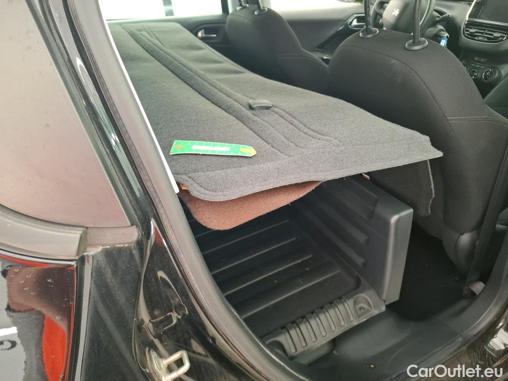 Peugeot  208  Affaire Premium Pack 1.5 HDi 100CV BVM6 E6dT #17