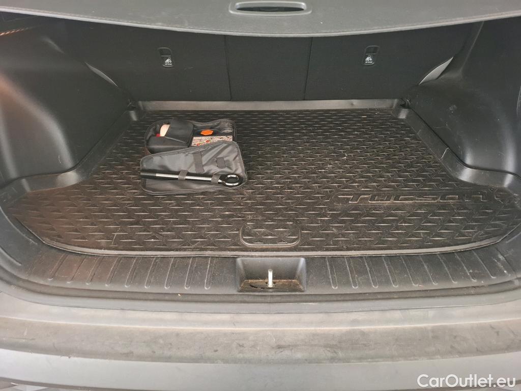  Hyundai  Tucson  Executive Plug-In Hybrid 4WD 1.6 T-GDI 265CV BVA6 E6d #1