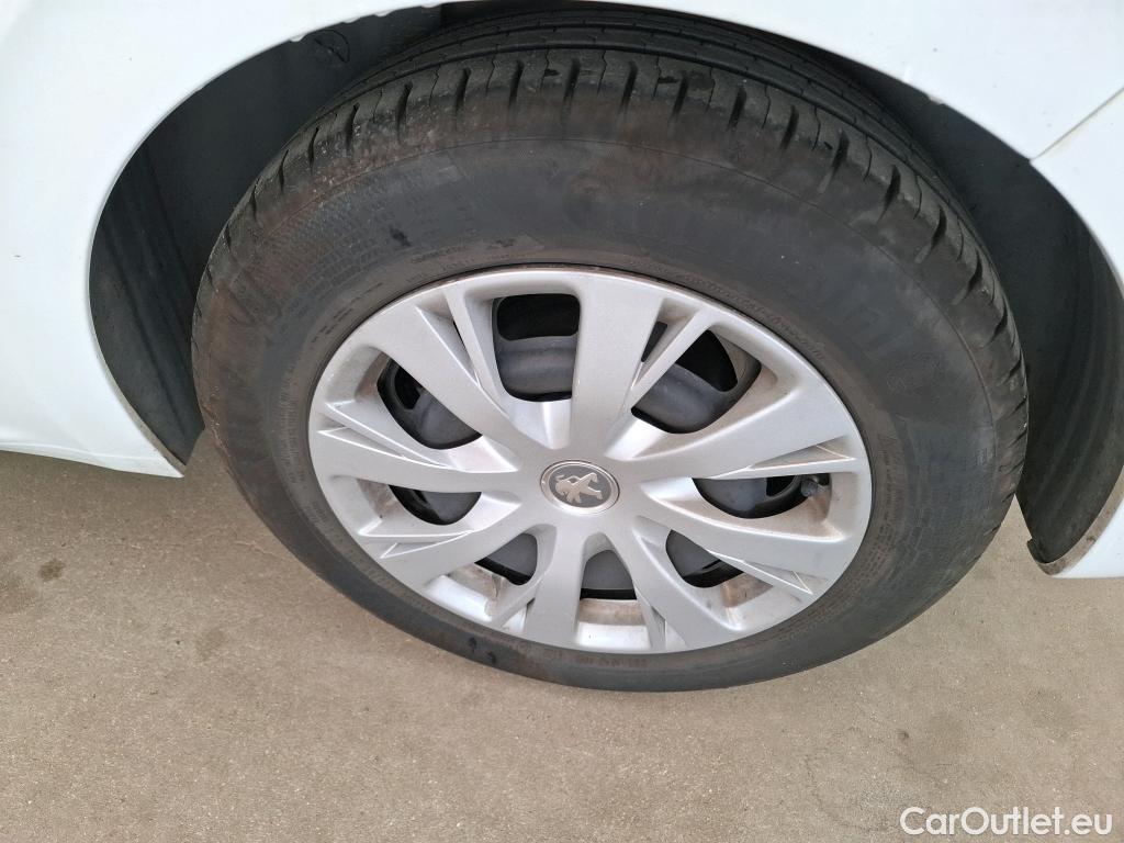  Peugeot  208  Active 1.2 PureTech 80CV BVM5 E6 #32