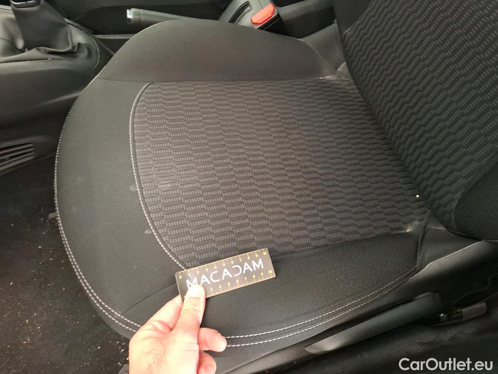  Peugeot  208  Active 1.2 PureTech 80CV BVM5 E6 #34