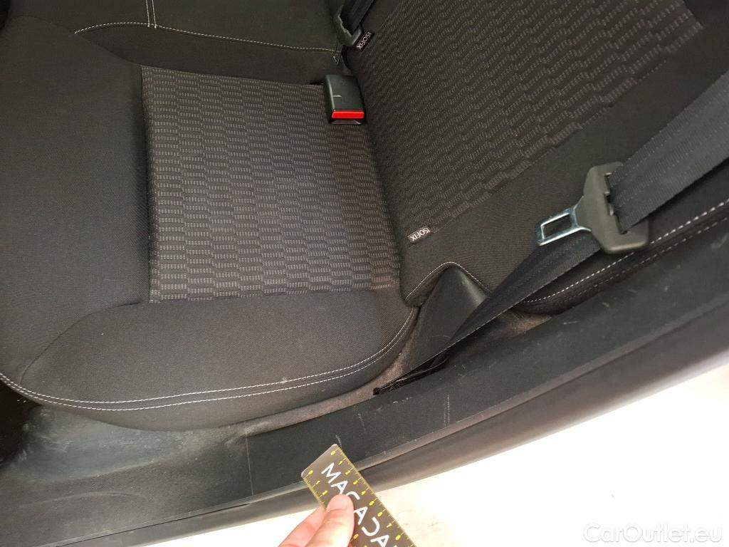  Peugeot  208  Active 1.2 PureTech 80CV BVM5 E6 #12