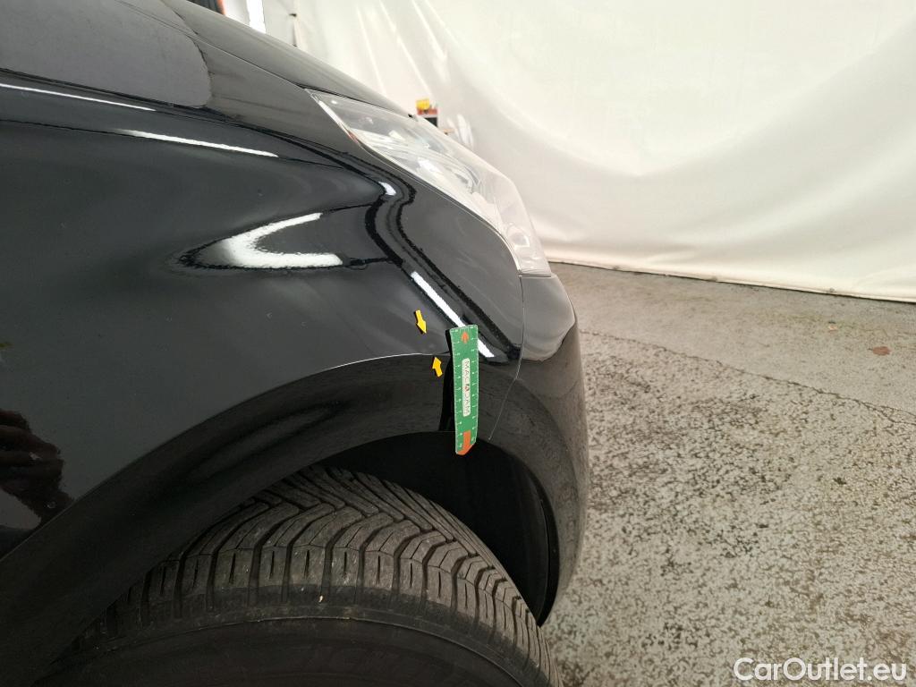  Peugeot  208  Affaire Premium Pack 1.5 HDi 100CV BVM6 E6dT #31