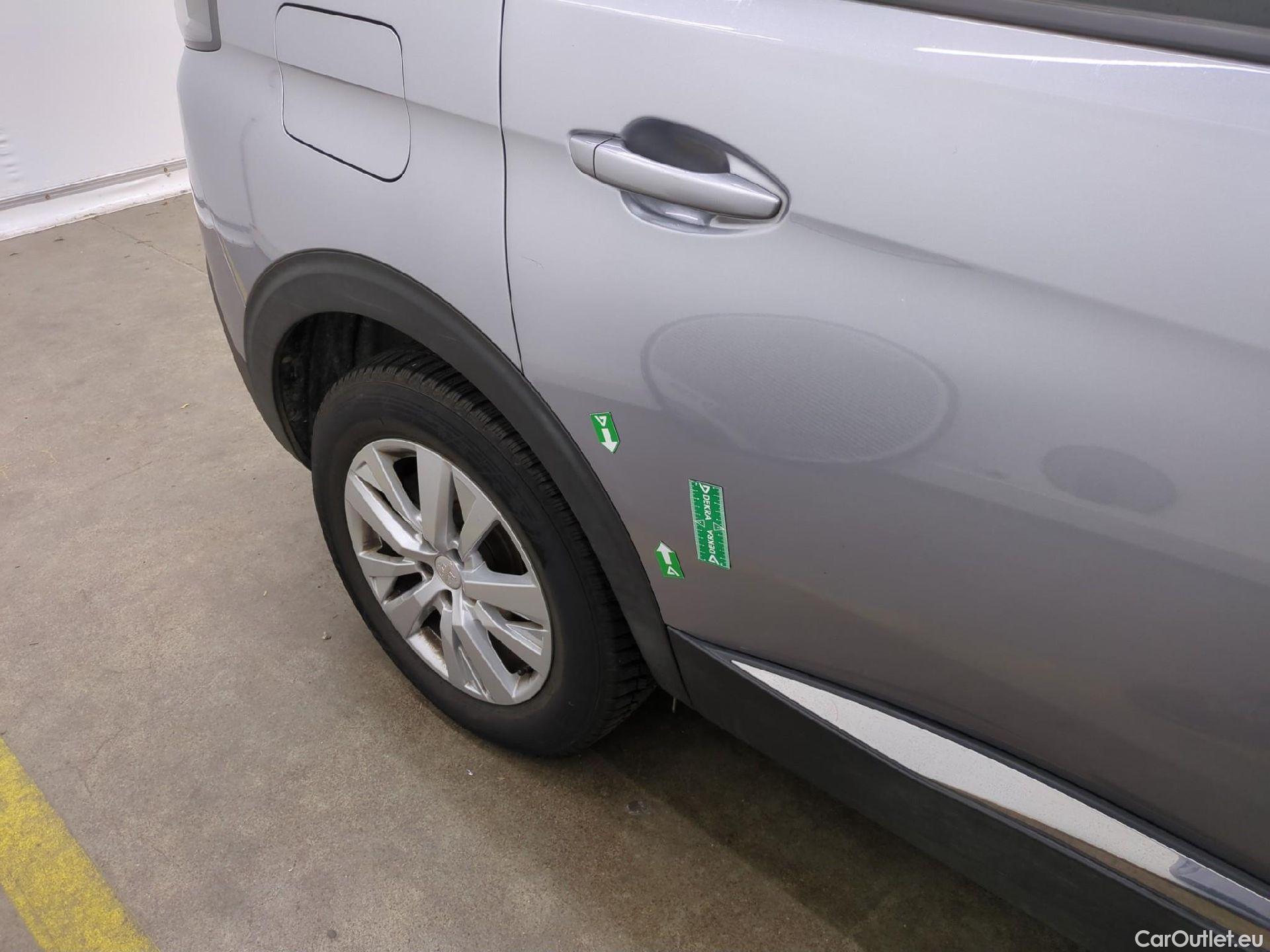  Peugeot  5008  Style 1.5 HDi 130CV BVA8 7 Sieges E6d #33