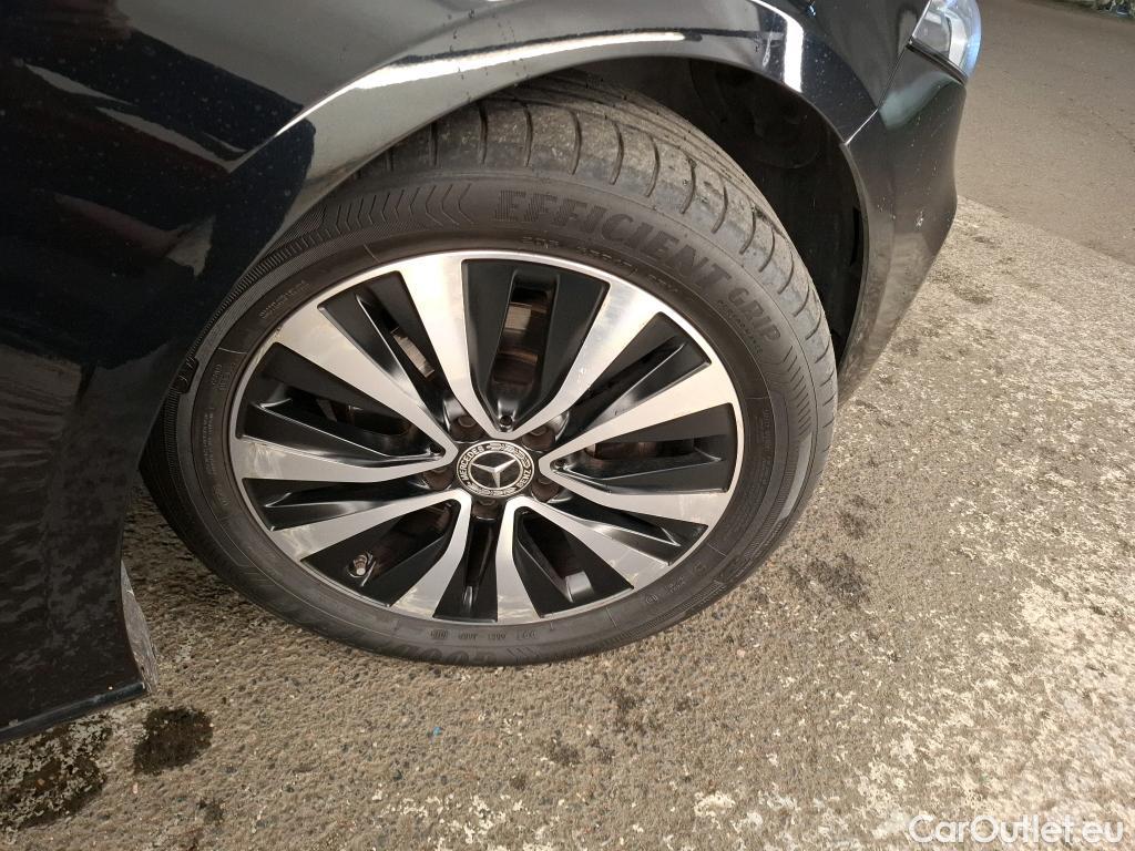  Mercedes  A-Klasse MERCEDES-BENZ Classe A Berline / 2018 / 4P / Berline A 180 d Business Line 8G-DCT #27