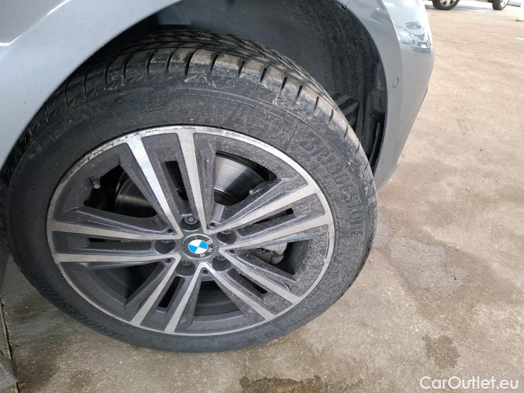  Bmw  Serie 1 BMW Série 1 / 2019 / 5P / Berline 116i DKG7 Business Design #1