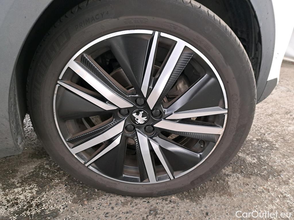  Peugeot  3008 PEUGEOT  / 2020 / 5P / SUV PureTech 130 S&S EAT8 GT Pack #17