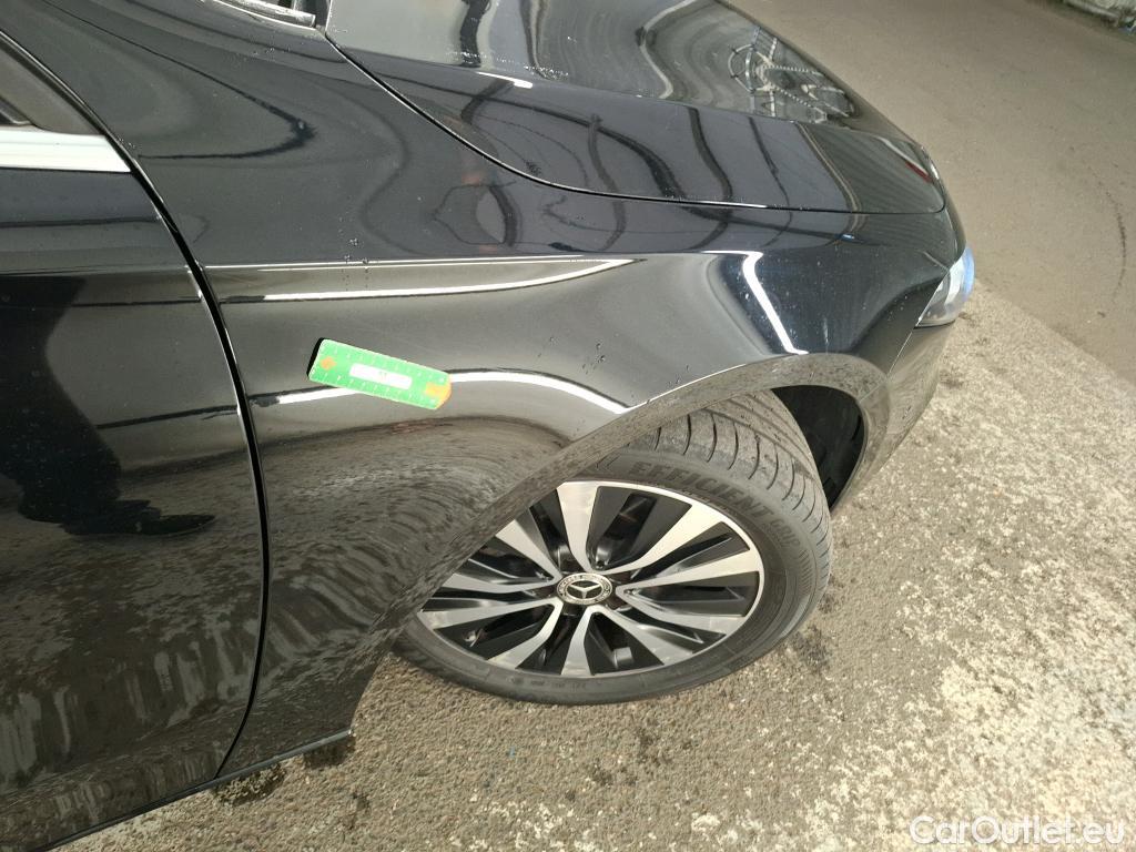  Mercedes  A-Klasse MERCEDES-BENZ Classe A Berline / 2018 / 4P / Berline A 180 d Business Line 8G-DCT #44