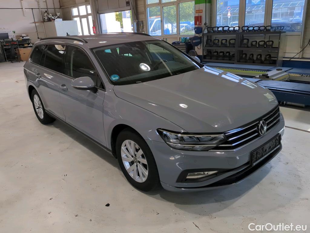 Volkswagen  Passat  Variant Conceptline 2.0 TDI 90KW AT7 E6d #7