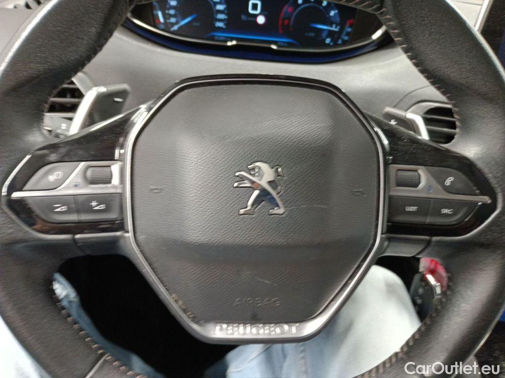 Peugeot  3008 Peugeot  1.2 PureTech 96kW S&S Auto Active 5d #24