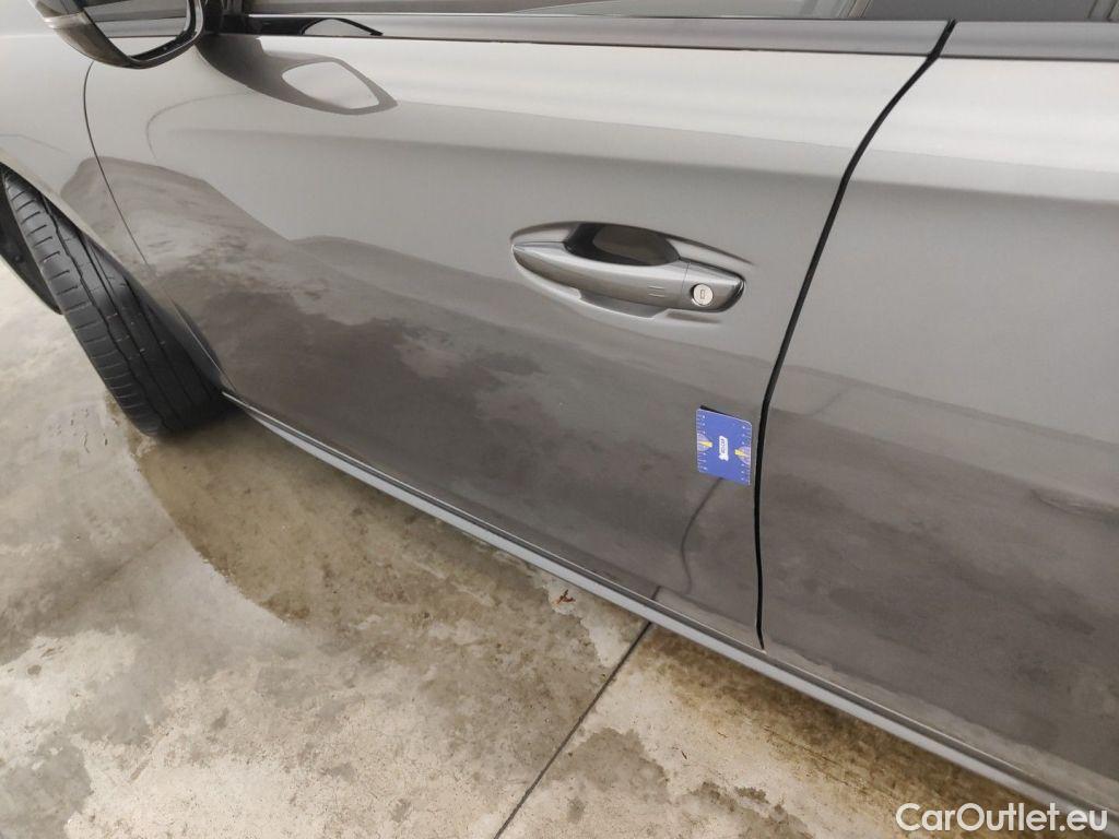 Peugeot  508 Peugeot  2.0 BlueHDi 160 S&S EAT8 GT Line 5d #35