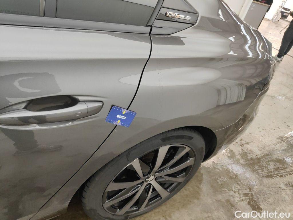 Peugeot  508 Peugeot  2.0 BlueHDi 160 S&S EAT8 GT Line 5d #38