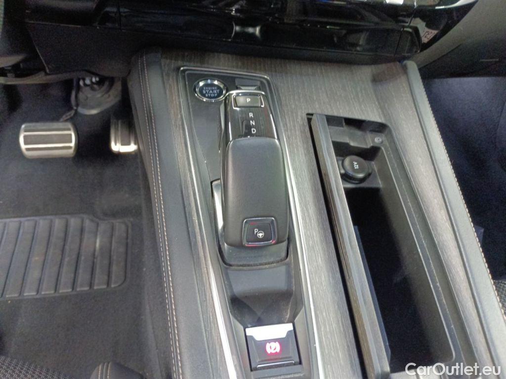 Peugeot  508 Peugeot  1.5 BlueHDi 130 S&S EAT8 GT Line 5d #30