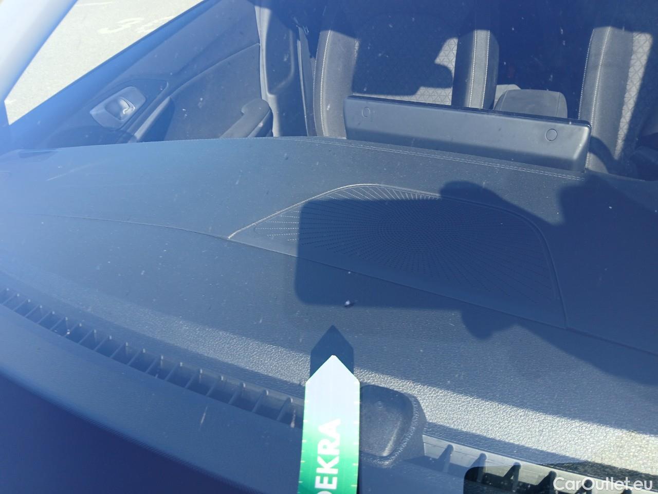  KIA  XCeed KIA  / 2019 / 5P / todoterreno 1.0 T-GDi Drive 88kW (120CV) #6