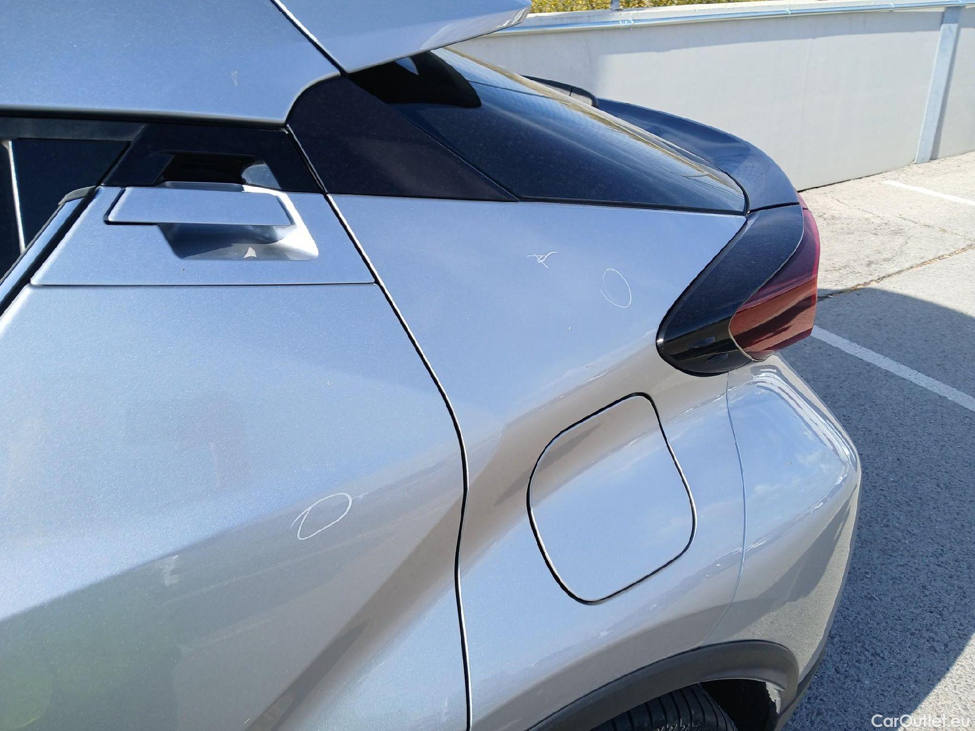  Toyota  C-HR TOYOTA  / 2019 / 5P / todoterreno 1.8 125H Advance #14
