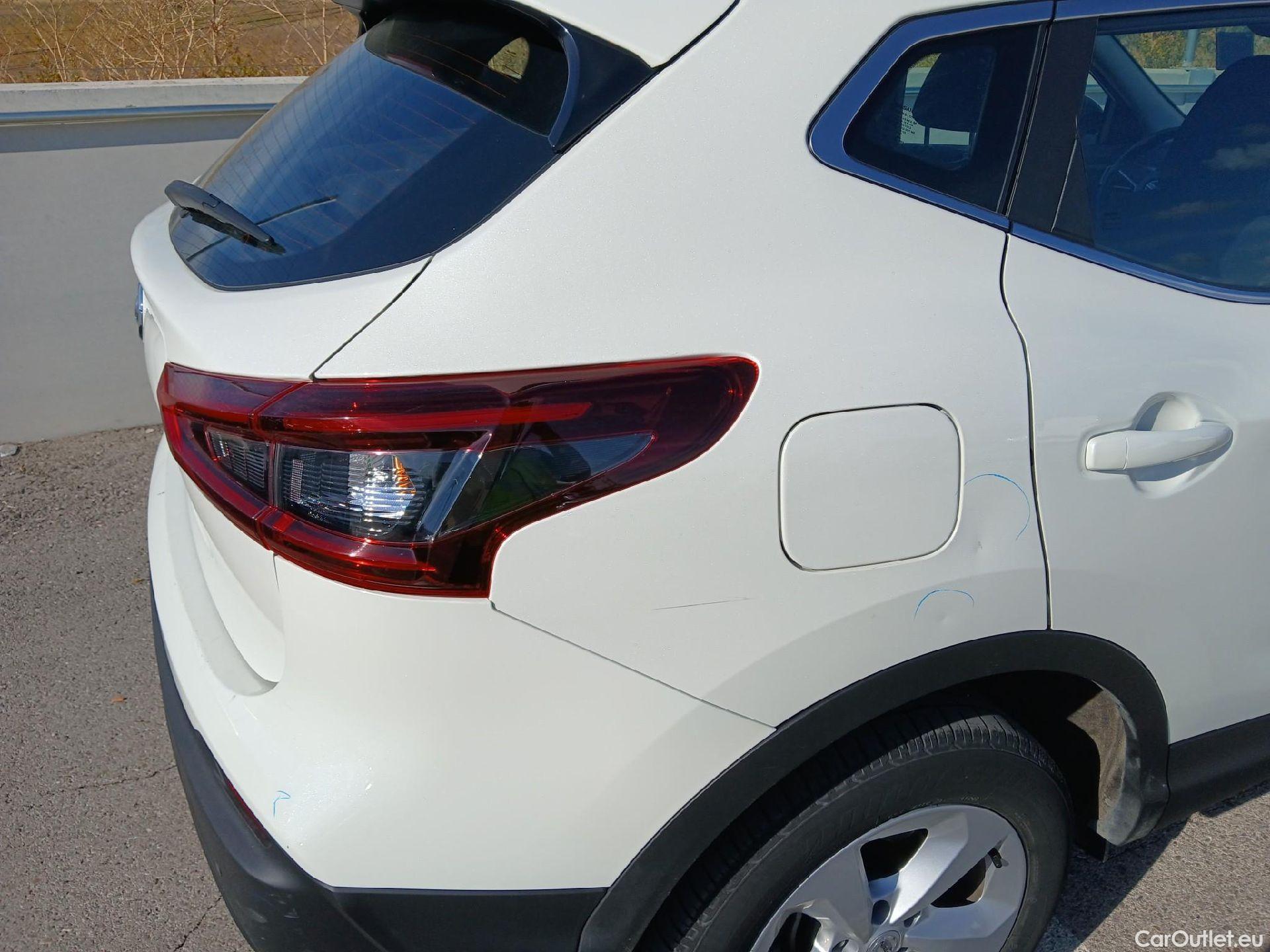  Nissan  Qashqai NISSAN  / 2017 / 5P / todoterreno DIG-T 103 kW (140 CV) E6D ACENTA #34