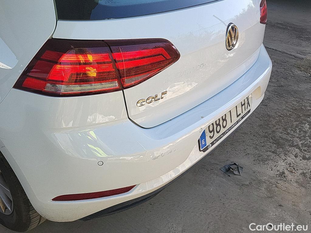  Volkswagen  Golf  VOLKSWAGEN / 2016 / 5P / berlina con portón Last Edition 1.6 TDI 85kW (115CV) #14