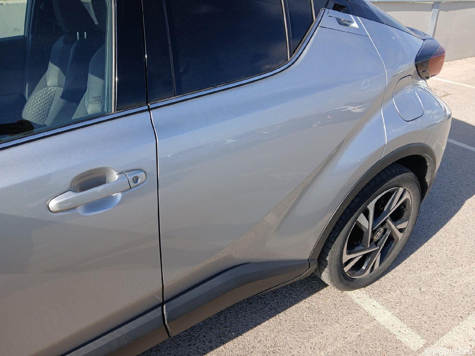  Toyota  C-HR TOYOTA  / 2019 / 5P / todoterreno 1.8 125H Advance #11