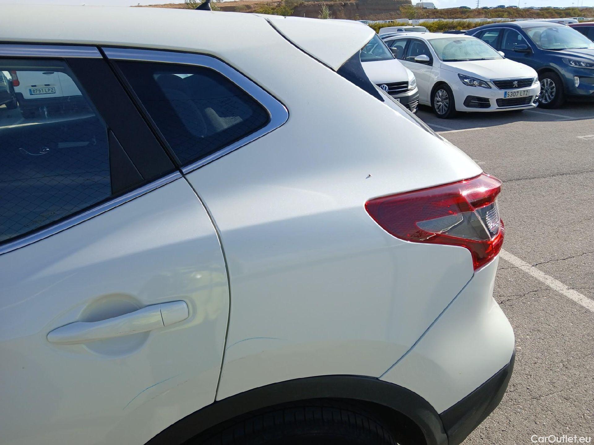  Nissan  Qashqai NISSAN  / 2017 / 5P / todoterreno DIG-T 103 kW (140 CV) E6D ACENTA #28