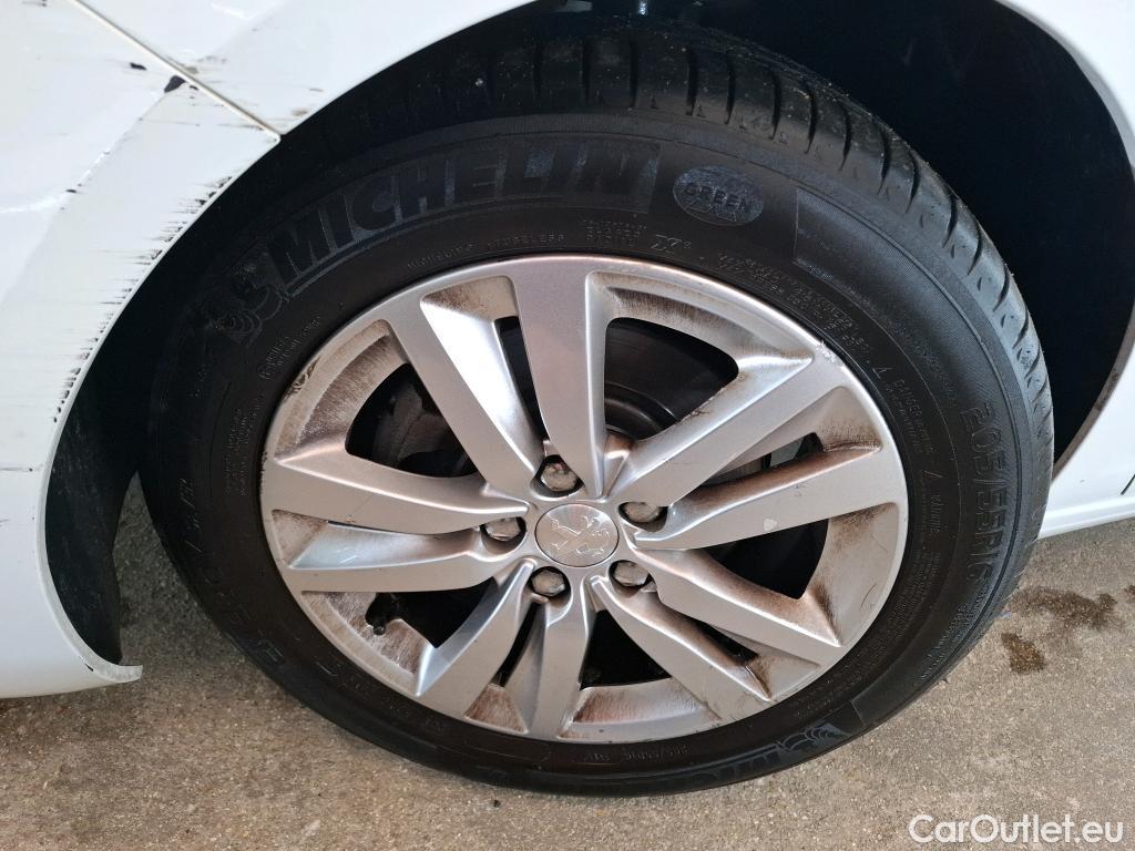 Peugeot  308  SW Active Business 1.6 Hdi 120CV BVA6 E6 #8