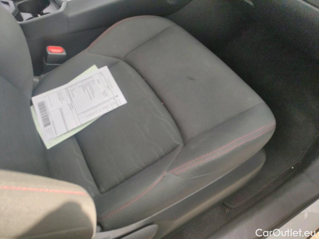  Toyota  RAV4 TOYOTA  / 2018 / 5P / todoterreno 2.5l PLUG-IN 300PH (e-CVT) Advance #5