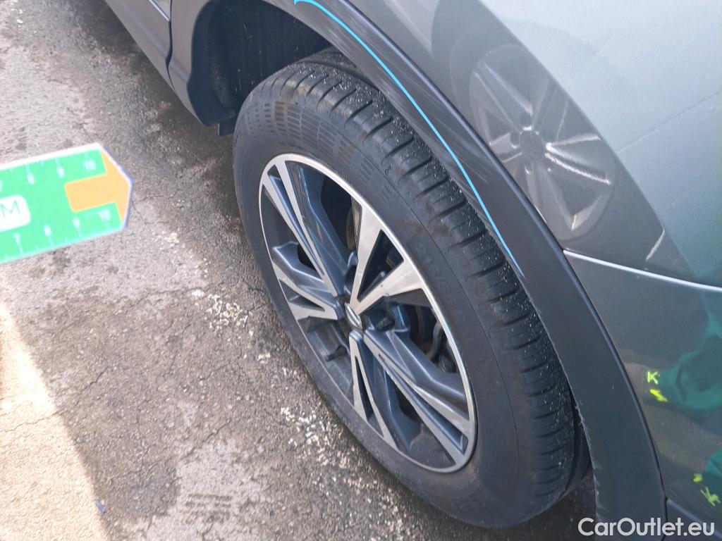  Nissan  Qashqai NISSAN  / 2017 / 5P / todoterreno DIG-T 103 kW (140 CV) E6D N-CONNECTA #8