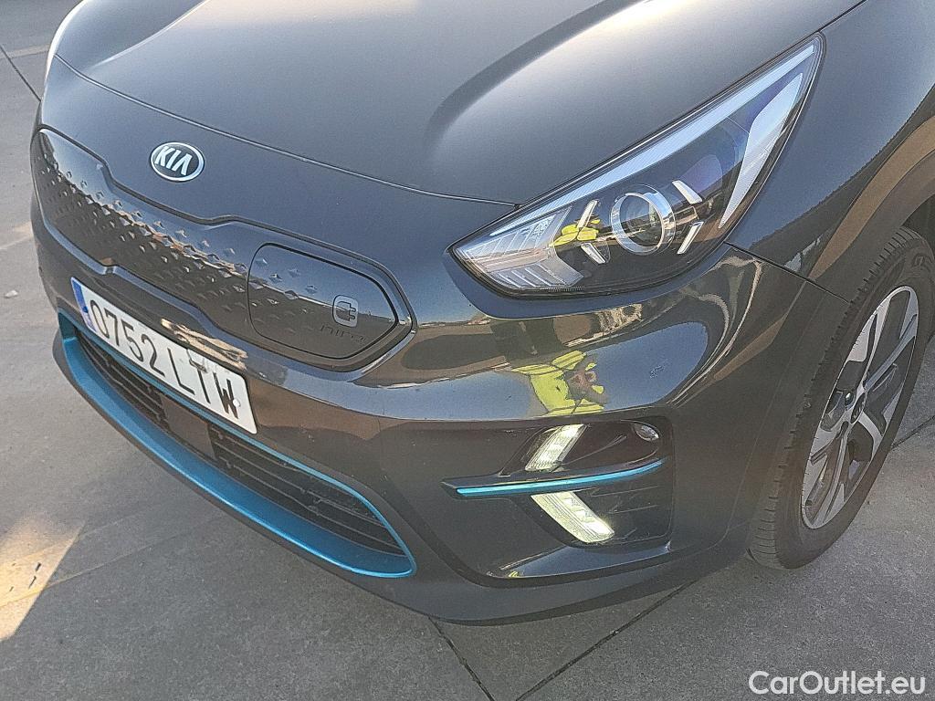  KIA  Niro KIA e- / 2016 / 5P / crossover e- 150kW (204CV) Drive (Long Range) #25