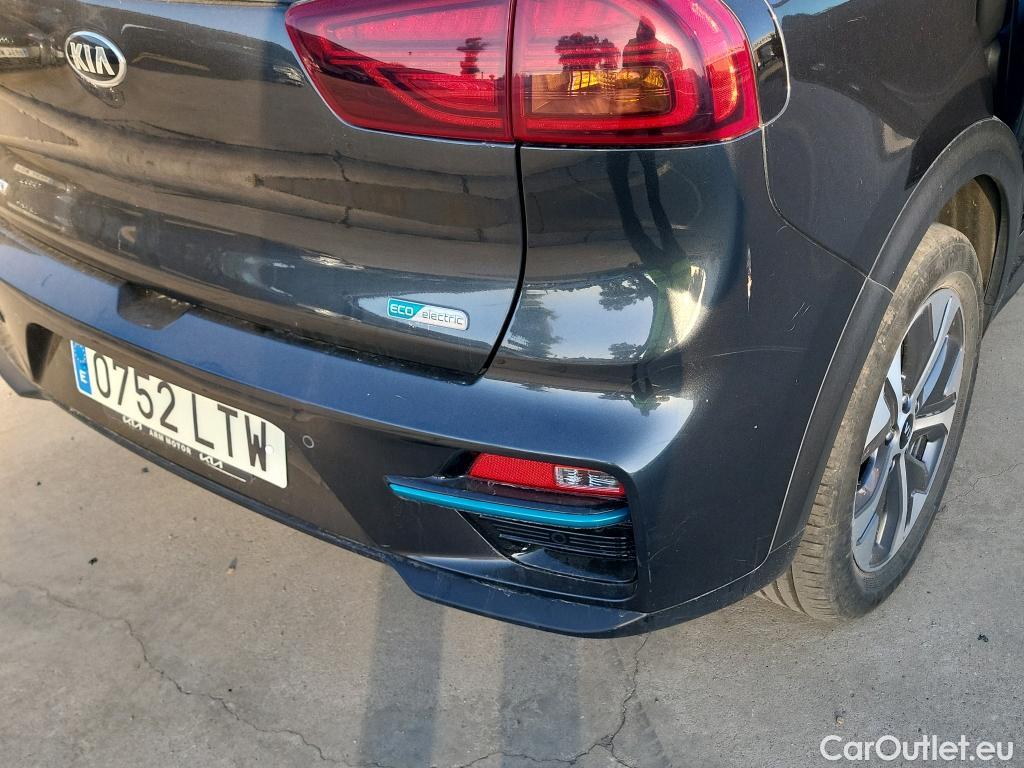  KIA  Niro KIA e- / 2016 / 5P / crossover e- 150kW (204CV) Drive (Long Range) #27