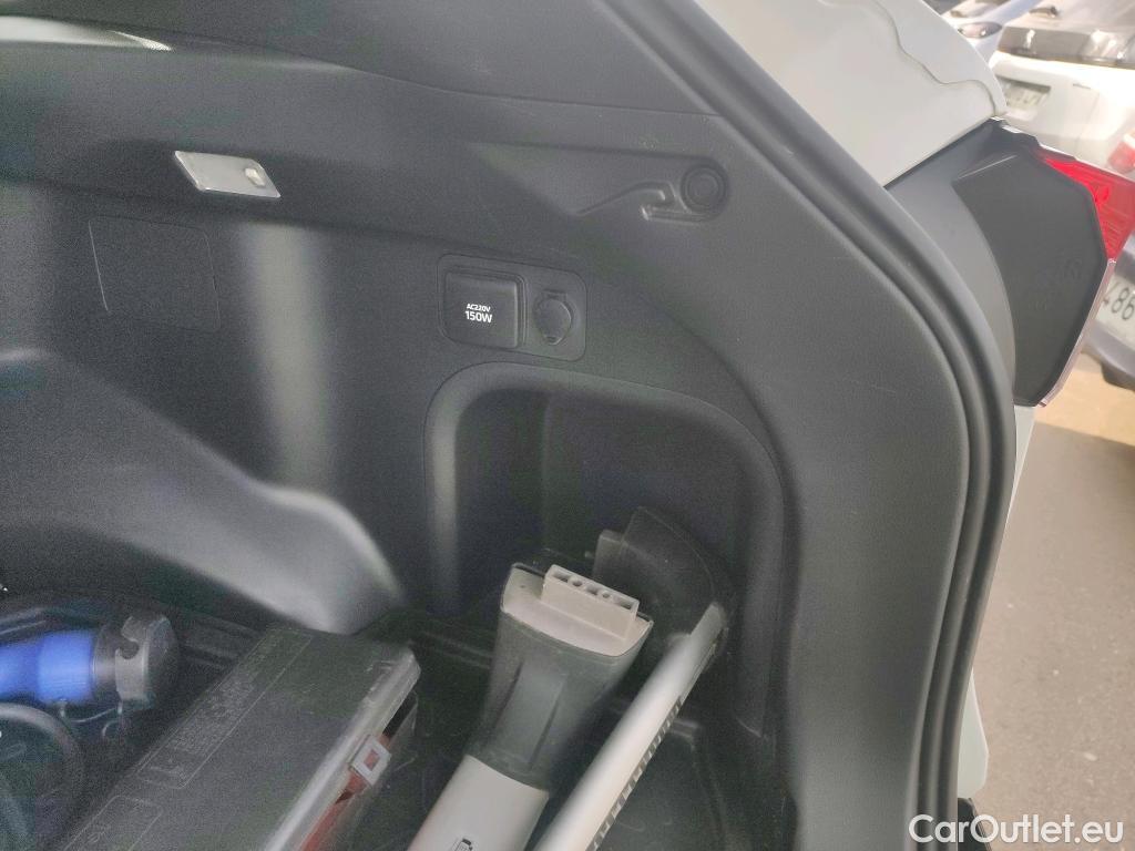  Toyota  RAV4 TOYOTA  / 2018 / 5P / todoterreno 2.5l PLUG-IN 300PH (e-CVT) Advance #9