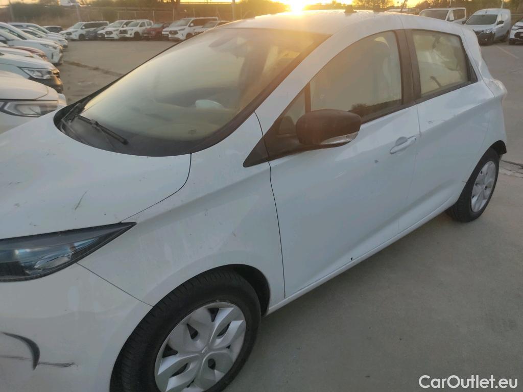  Renault  Zoe RENAULT  / 2013 / 5P / berlina con portón Life 40 R90 - SS #8