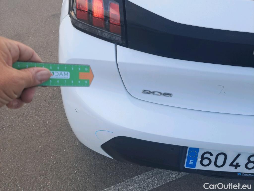  Peugeot  208 PEUGEOT  / 2019 / 5P / berlina con portón BlueHDi 73kW (100CV) Active Pack (AC) #12
