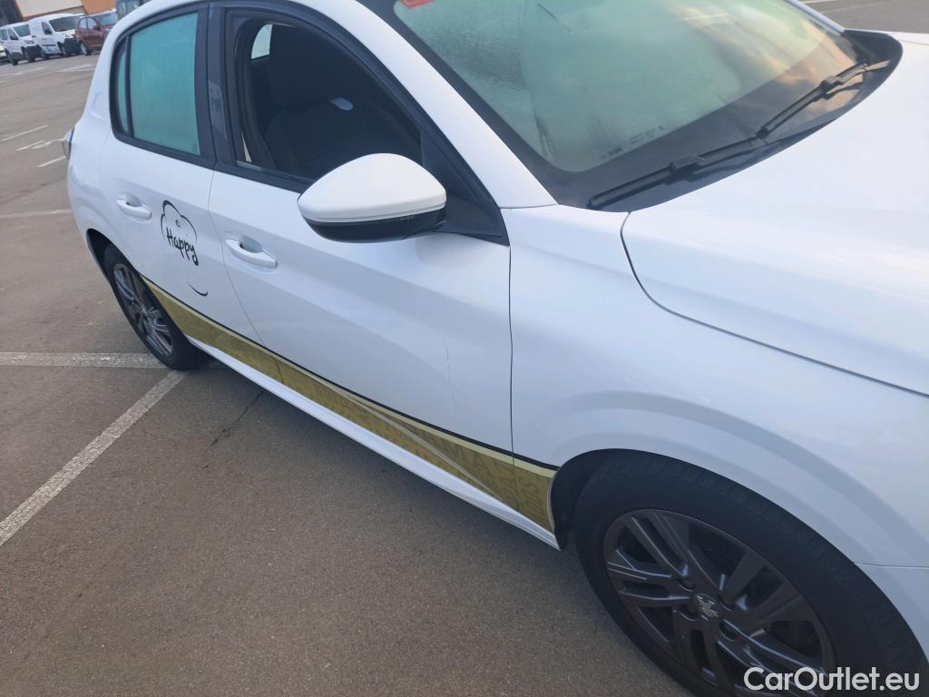  Peugeot  208 PEUGEOT  / 2019 / 5P / berlina con portón BlueHDi 73kW (100CV) Active Pack (AC) #5