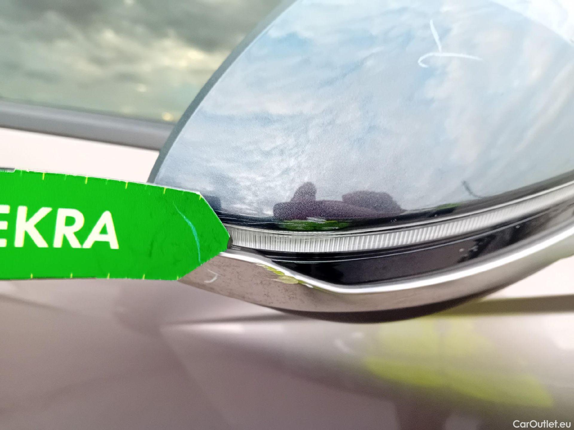  Hyundai  Tucson HYUNDAI  / 2020 / 5P / todoterreno 1.6 TGDI 169kW HEV Tecno Auto 2C #44