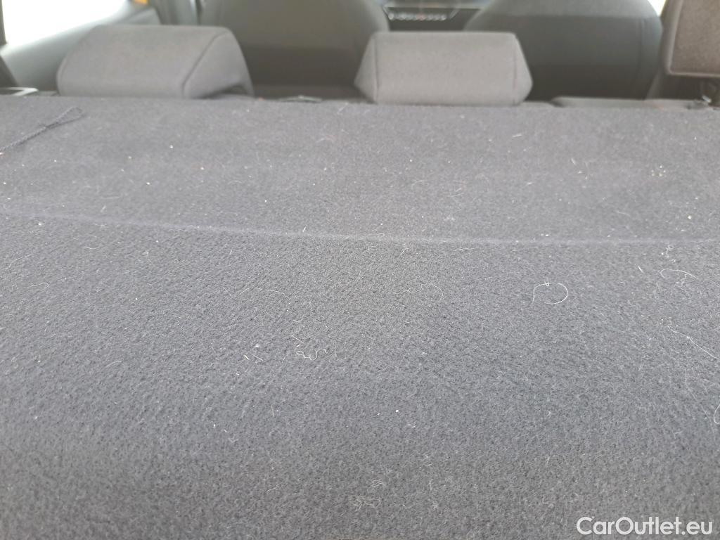  Peugeot  208 PEUGEOT  / 2019 / 5P / berlina con portón PureTech 73kW (100CV) Active #21