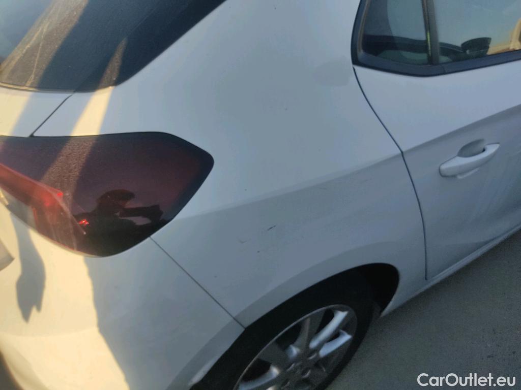 Opel  Corsa OPEL  / 2019 / 5P / berlina con portón 1.5D DT 74kW (100CV) Edition #36