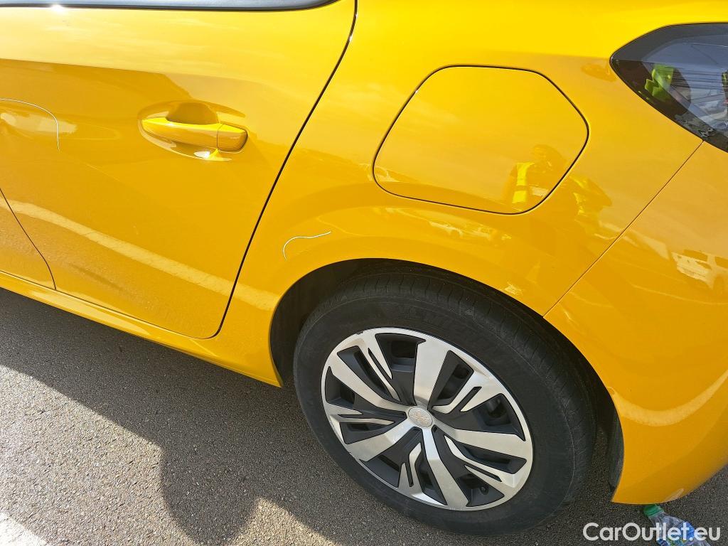  Peugeot  208 PEUGEOT  / 2019 / 5P / berlina con portón PureTech 73kW (100CV) Active #32