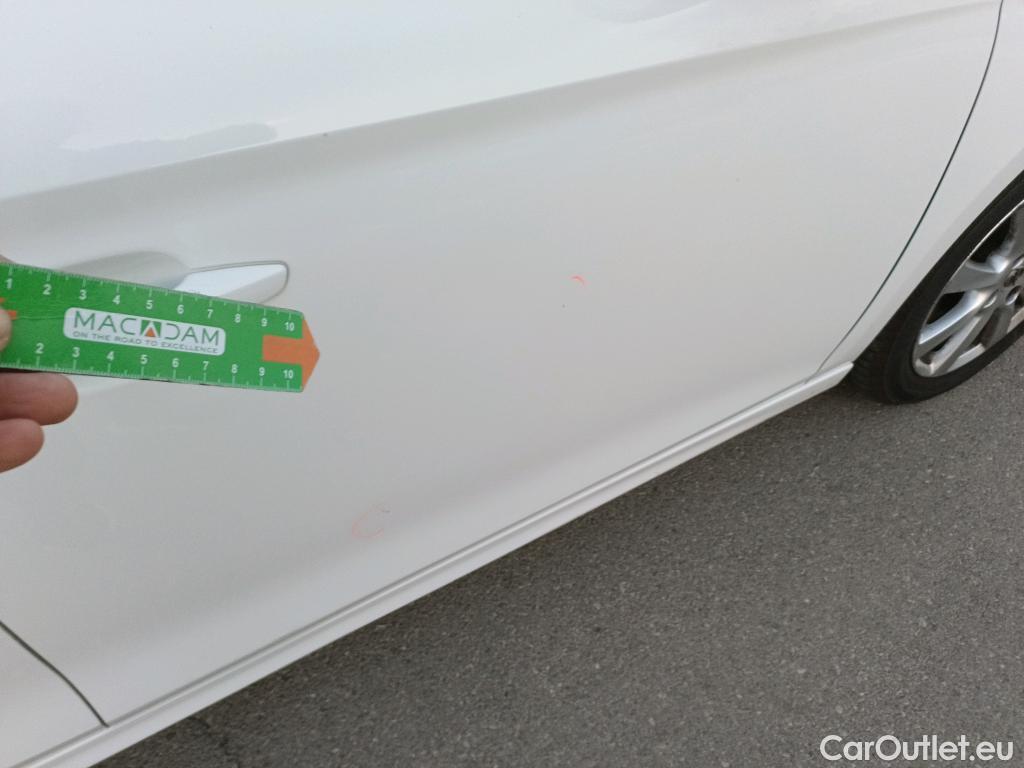  Opel  Corsa OPEL  / 2019 / 5P / berlina con portón 1.2T XHL 74kW (100CV) Elegance (CX) #4