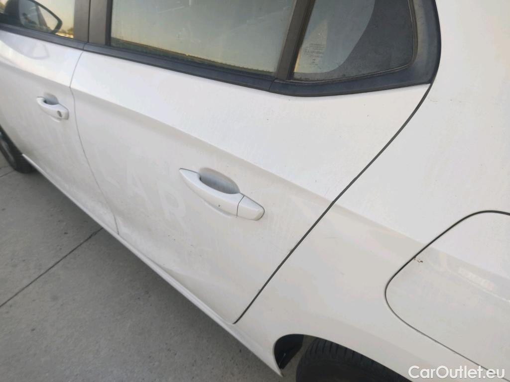  Opel  Corsa OPEL  / 2019 / 5P / berlina con portón 1.5D DT 74kW (100CV) Edition #19