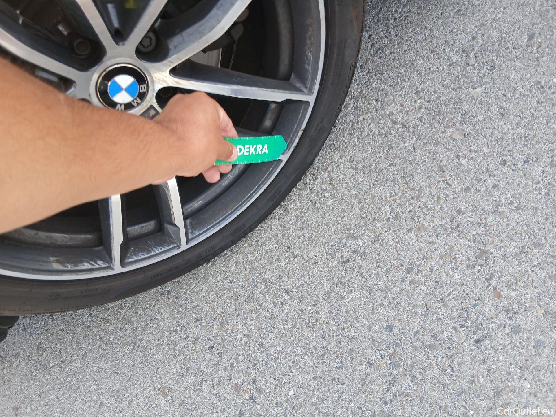  Bmw  Serie 5 BMW  / 2020 / 4P / sedán 520dA #11