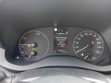  Toyota  Yaris TOYOTA  / 2020 / 5P / berlina con portón 1.5 120H Business Plus #4