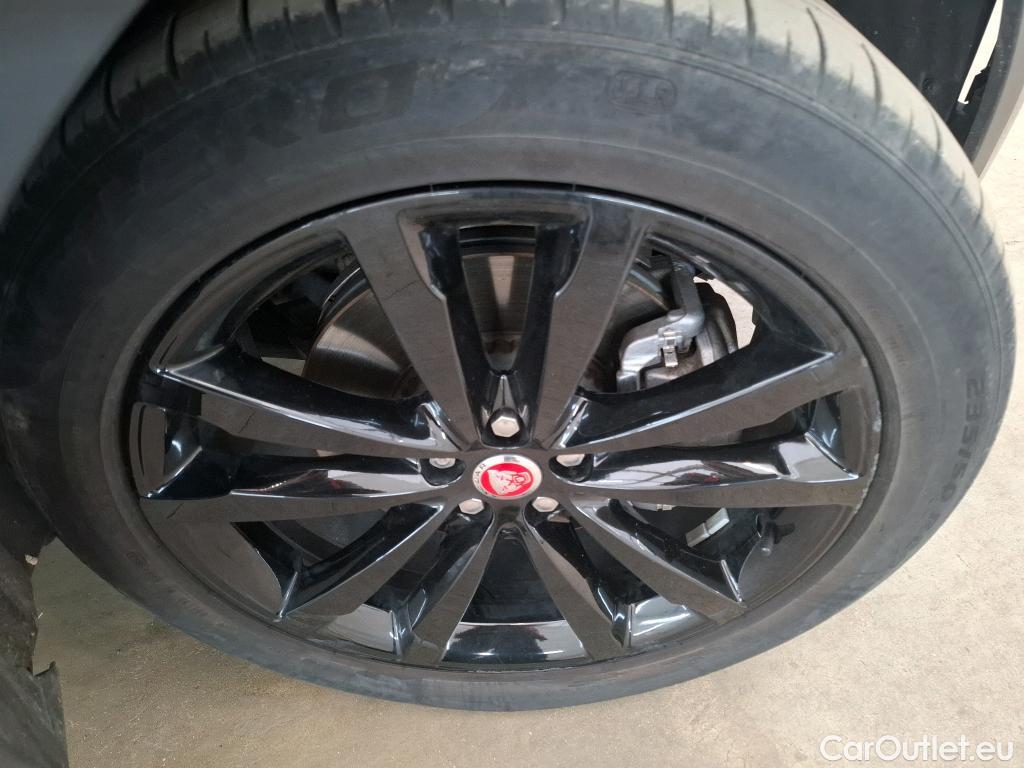  Jaguar  E-PACE JAGUAR  / 2017 / 5P / SUV P300e PHEV BVA AWD R-Dynamic SE #27